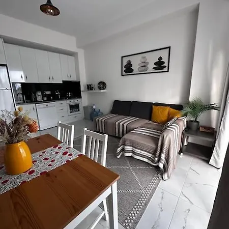 Akdeniz Tatil Evim *